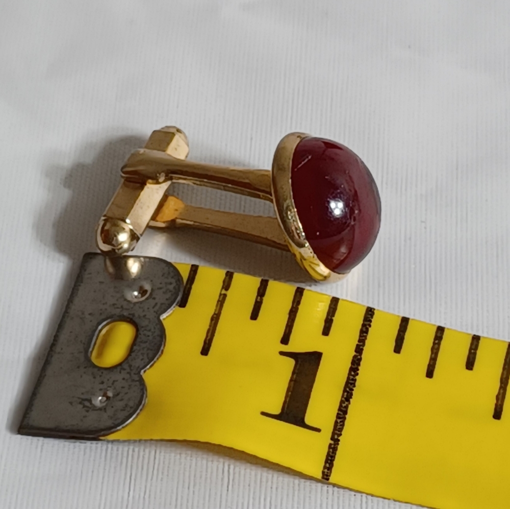 VINTAGE RUBY RED ROUND CUFFLINKS - Picture 9 of 11